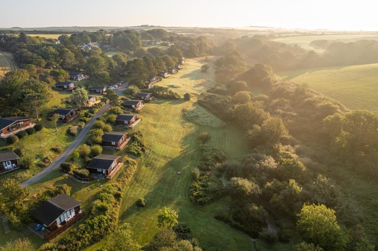 Timber Hill Self Catering Cedar Lodges Broad Haven Kültér fotó