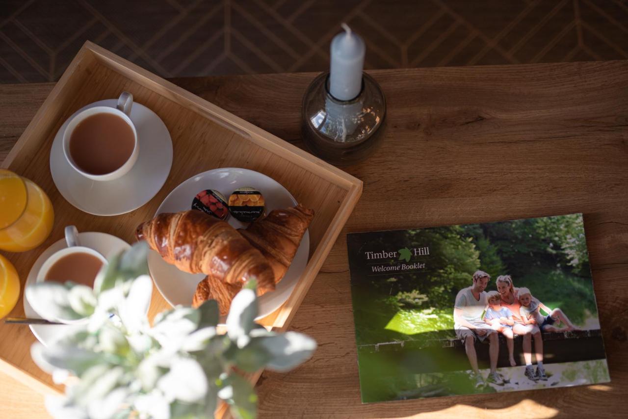 Timber Hill Self Catering Cedar Lodges Broad Haven Kültér fotó