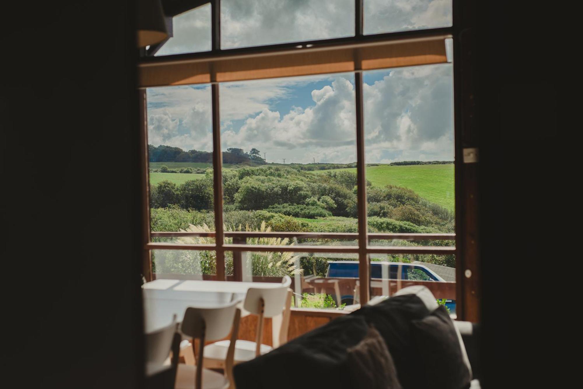 Timber Hill Self Catering Cedar Lodges Broad Haven Kültér fotó