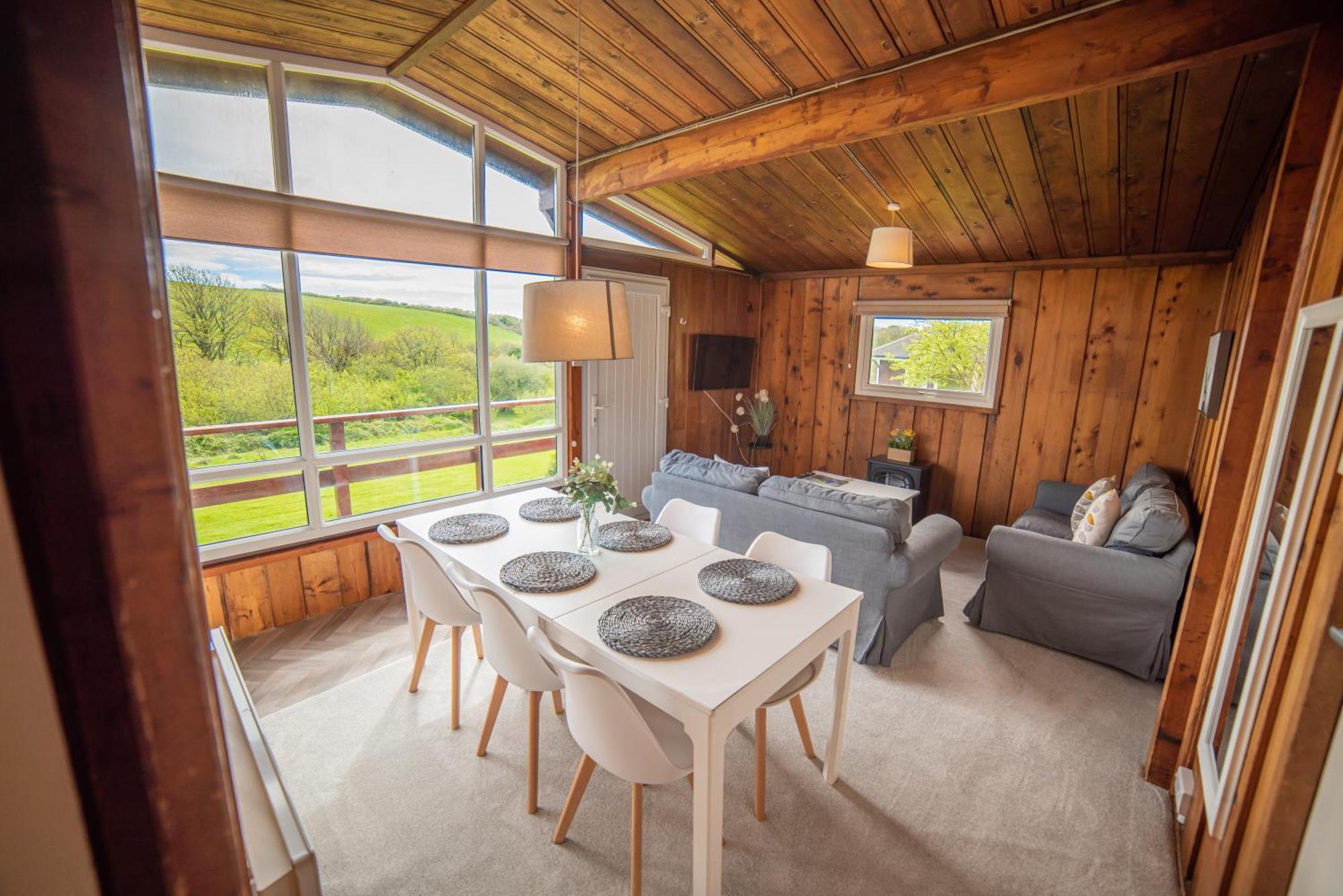 Timber Hill Self Catering Cedar Lodges Broad Haven Kültér fotó