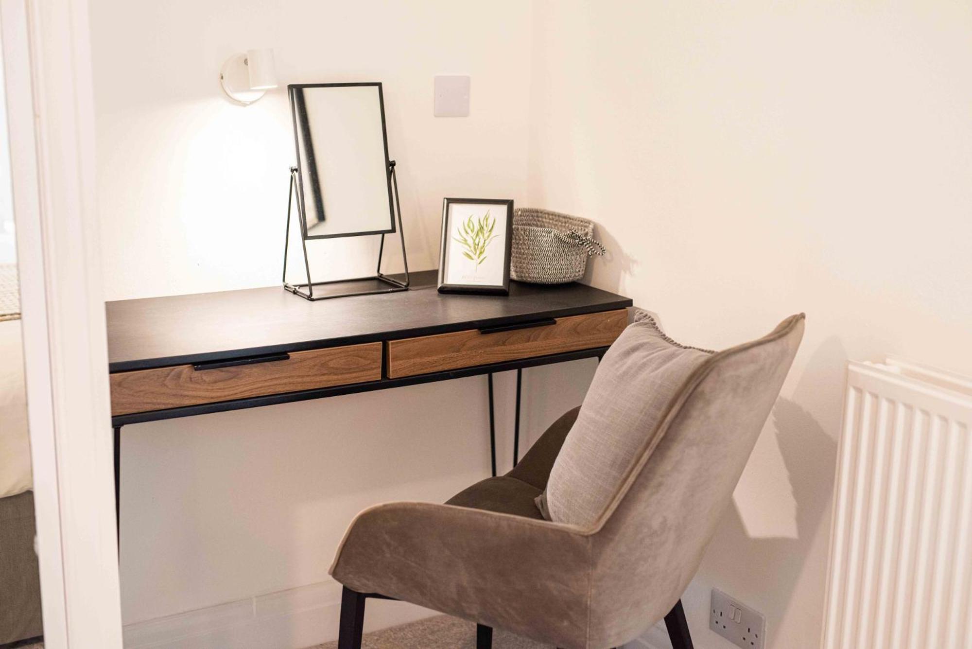 Timber Hill Self Catering Cedar Lodges Broad Haven Szoba fotó